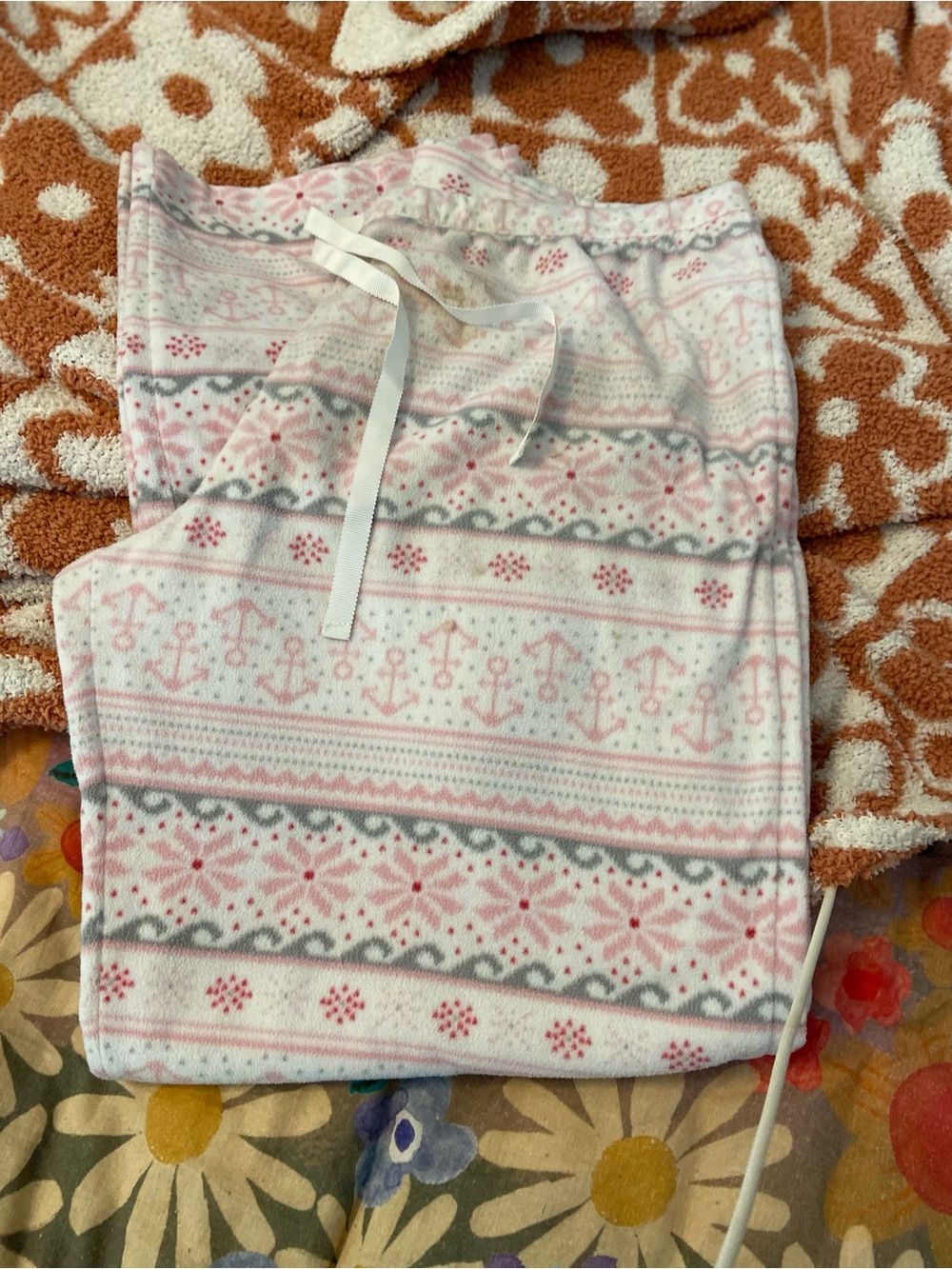 Nautica Pink & Gray Fair Isle Fleece Lounge Pants. Fits like and XL